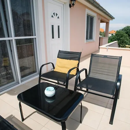 Apartment Sunny For 2 *