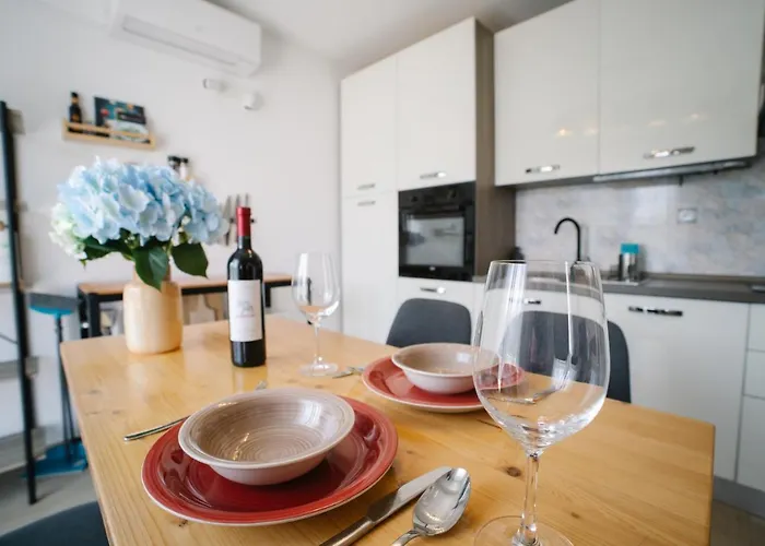 Sunny For 2 * Murter